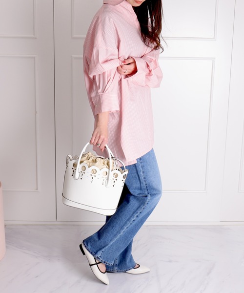 artemis by DIANA(アルテミスバイダイアナ)の「スカラップデザイン インナーバッグ付きハンドバッグ(ハンドバッグ・レディース・ブラック/アイボリー/イエロー・FREE)」の9枚目の写真