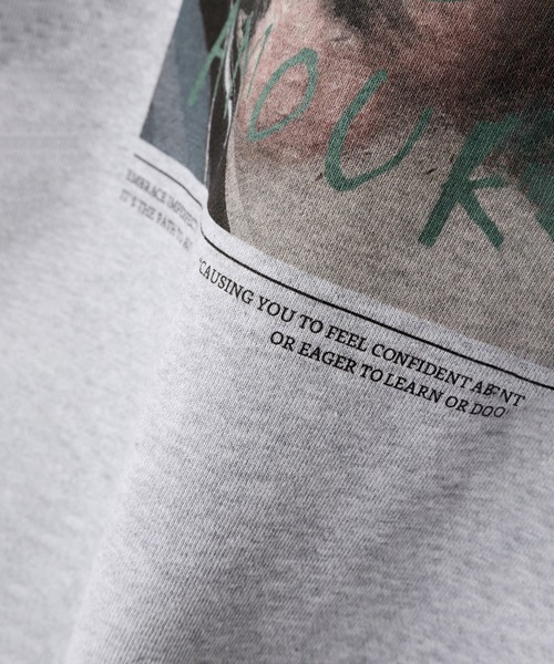 ROSE BUD（ローズバッド）の「【WEB・一部店舗限定】PHOT PRINT SWEAT（スウェット・レディース・ブラック/グレー・ONE SIZE）」の20枚目の写真