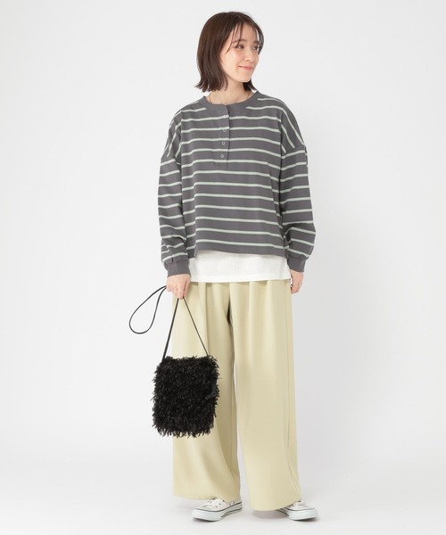 studio CLIP（スタディオクリップ）の「【ONKUL掲載商品】ヘンリーネックマルチボーダープルオーバー（Tシャツ/カットソー・レディース・ネイビー/スモーク/レッド・FREE）」の7枚目の写真