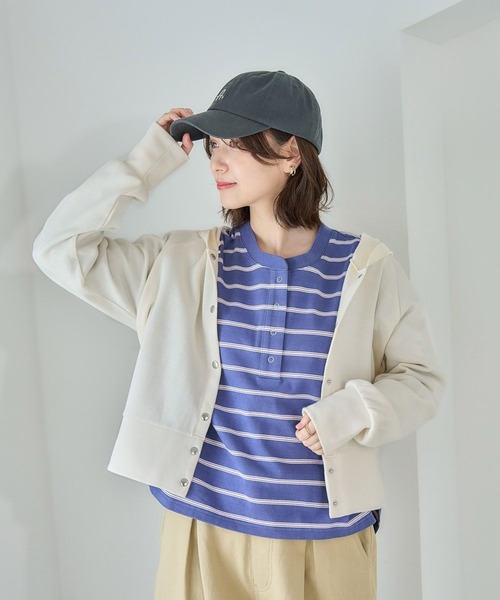 studio CLIP（スタディオクリップ）の「【ONKUL掲載商品】ヘンリーネックマルチボーダープルオーバー（Tシャツ/カットソー・レディース・ネイビー/スモーク/レッド・FREE）」の22枚目の写真