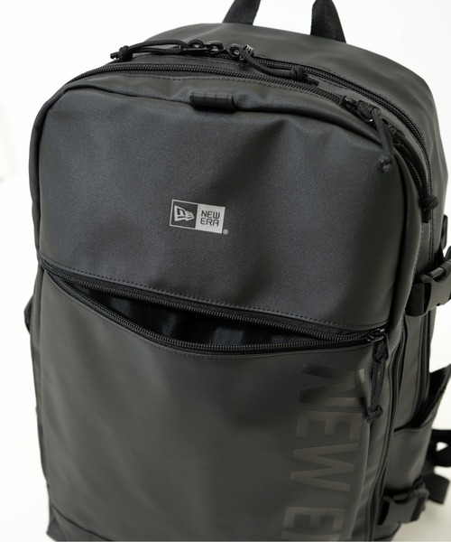 NEW ERA（ニューエラ）の「【NEW ERA/ニューエラ】SMART PACK スマートパック TPU（バックパック/リュック・メンズ・ブラック・FREE）」の9枚目の写真