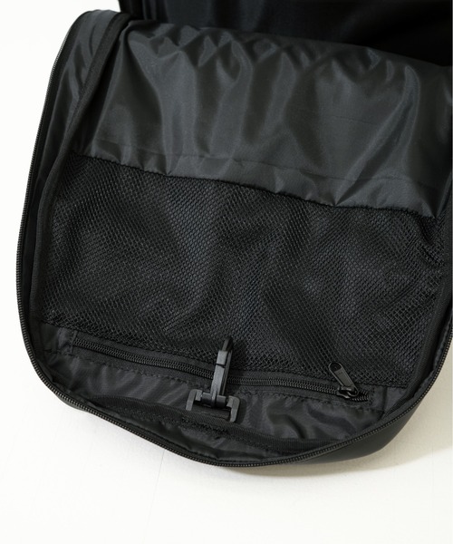 NEW ERA（ニューエラ）の「【NEW ERA/ニューエラ】SMART PACK スマートパック TPU（バックパック/リュック・メンズ・ブラック・FREE）」の11枚目の写真