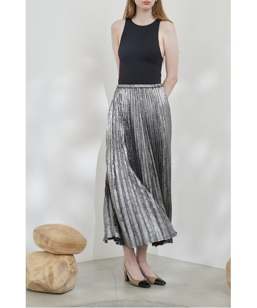 Estella.K(エステラケー)の「Siena Pleated Skirt シャイニーアコーディオンプリーツスカート(スカート・レディース・アイボリー/ブラック/シルバー・FREE)」の19枚目の写真