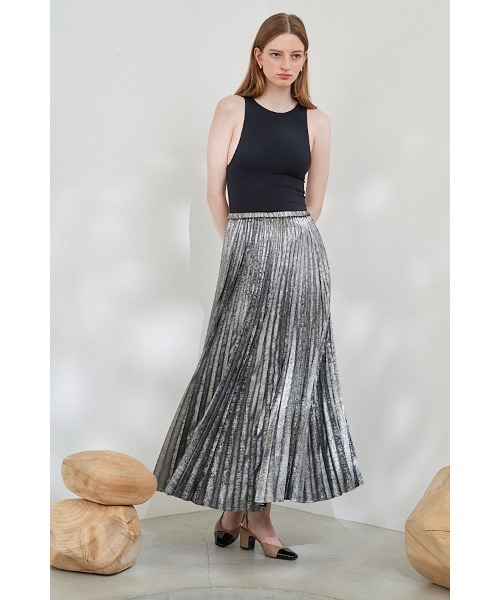 Estella.K(エステラケー)の「Siena Pleated Skirt シャイニーアコーディオンプリーツスカート(スカート・レディース・アイボリー/ブラック/シルバー・FREE)」の22枚目の写真