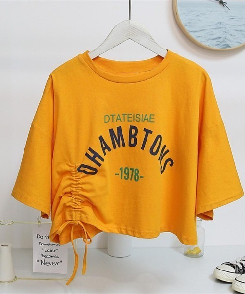 maison de LATIR(メゾンドラティール)の「ギャザーリボンロゴデザイン夏服Tシャツ イージーケア白Tシャツ(Tシャツ/カットソー・レディース・ブラック/オレンジ/ホワイト/ピンク/グリーン・ONESIZE)」の5枚目の写真