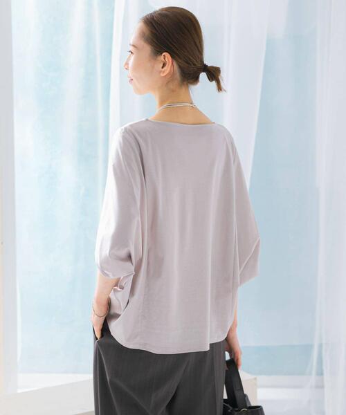 URBAN RESEARCH ROSSO WOMEN(アーバンリサーチ ロッソ)の「『一部WEB限定カラー』汗染防止5分袖ドルマンプルオーバー(Tシャツ/カットソー・レディース・グレー系その他/オフホワイト/ブルー/ネイビー/ブラウン/ボルドー・FREE)」の20枚目の写真