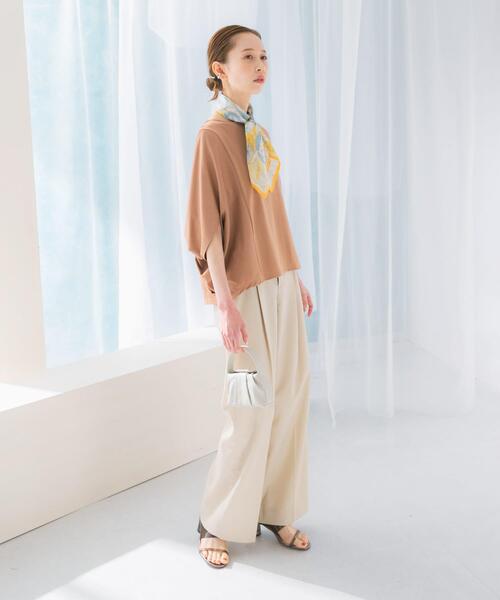 URBAN RESEARCH ROSSO WOMEN（アーバンリサーチ　ロッソ）の「『一部WEB限定カラー』汗染防止5分袖ドルマンプルオーバー（Tシャツ/カットソー・レディース・グレー系その他/オフホワイト/ブルー/ネイビー/ブラウン/ボルドー・FREE）」の16枚目の写真