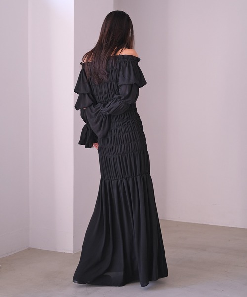 セール】シャーリングオフショルダーワンピース（ワンピース