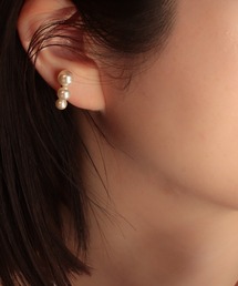 NOIR DE POUPEE｜ノワールドプーペのイヤリング（ゴールド/金色