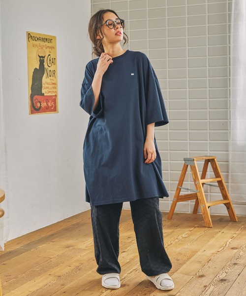 半袖ミニワンピース タグ付きです✨ ナンバリング刺繍 ビッグシルエット半袖Tシャツ / ミニワンピース MONO