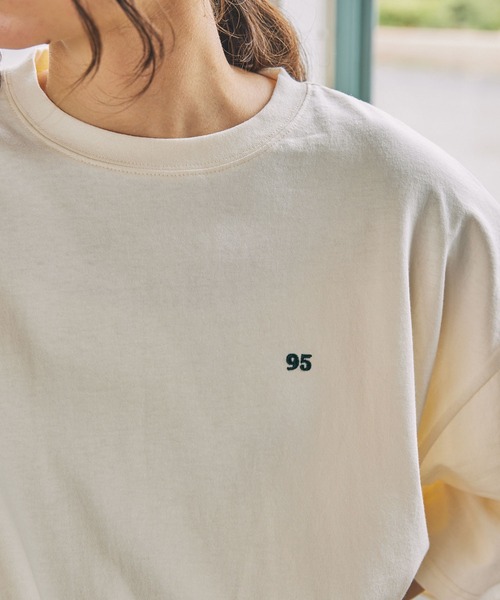 MONO-MART LADY'S(モノマートレディース)の「ナンバリング刺繍 ビッグシルエット半袖Tシャツ / ミニワンピース(ワンピース・レディース・ネイビー/スミクロ/アイボリー・FREE)」の8枚目の写真