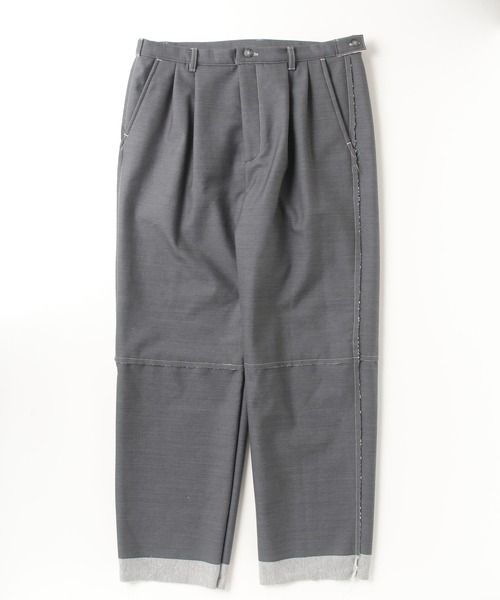 DISCOVERED(ディスカバード)の「SUITS SWEAT TROUSERS(スラックス・メンズ・グレー・SMALL/LARGE)」の1枚目の写真