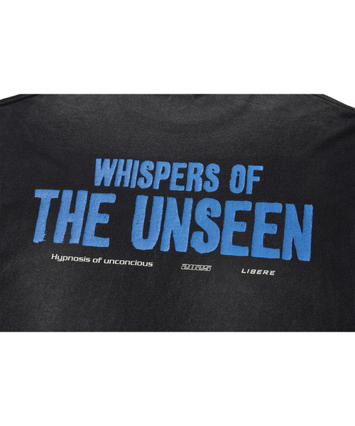 LIBERE（リベーレ）の「LIBERE リベーレ / WHISPERS OF THE UNSEEN T-SHIRT ウィスパーグラフィックプリントビッグシルエットTシャツ / 251210-251211（Tシャツ/カットソー・メンズ・ブラック/ブルー・LARGE/MEDIUM/SMALL）」の22枚目の写真
