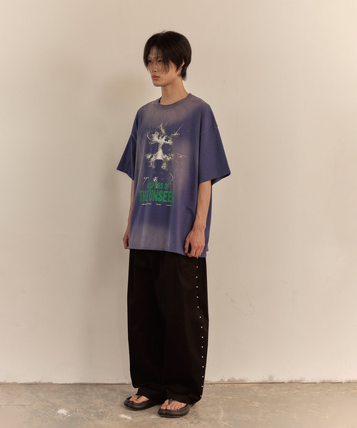 LIBERE（リベーレ）の「LIBERE リベーレ / WHISPERS OF THE UNSEEN T-SHIRT ウィスパーグラフィックプリントビッグシルエットTシャツ / 251210-251211（Tシャツ/カットソー・メンズ・ブラック/ブルー・LARGE/MEDIUM/SMALL）」の11枚目の写真