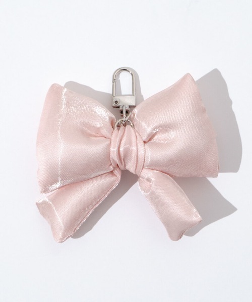 flower（フラワー）の「サテンピローリボンチャーム（キーホルダー・レディース・ピンク/ブラック・FREE）」の3枚目の写真