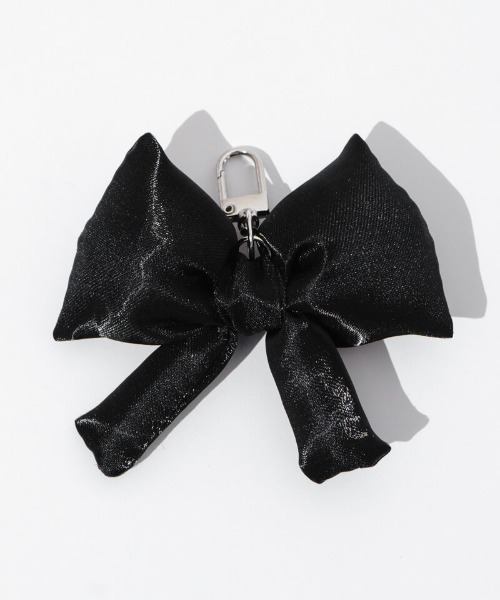 flower（フラワー）の「サテンピローリボンチャーム（キーホルダー・レディース・ピンク/ブラック・FREE）」の6枚目の写真