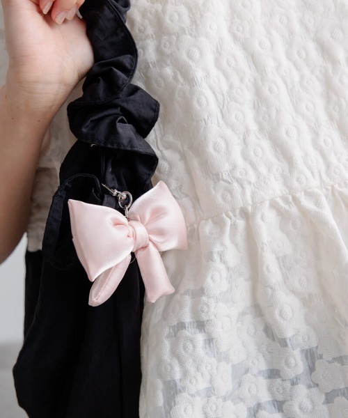 flower（フラワー）の「サテンピローリボンチャーム（キーホルダー・レディース・ピンク/ブラック・FREE）」の17枚目の写真