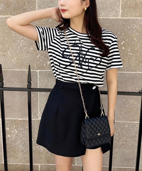 one after another NICE CLAUP（ワンアフターアナザーナイスクラップ）の「イニシャルビッグロゴ刺繍Tシャツ/リバイバル【ZOZO限定商品】（Tシャツ/カットソー・レディース・ピンク/アイボリー/ホワイト×ブラック/サックスブルー/チャコールグレー・FREE）」の10枚目の写真