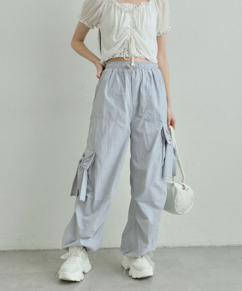 OLIVE des OLIVE（オリーブデオリーブ）の「映えカーゴパンツ（カーゴパンツ・レディース・イエロー/サックスブルー/オフホワイト・FREE）」の15枚目の写真