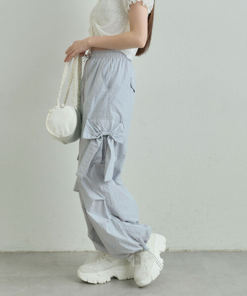 OLIVE des OLIVE（オリーブデオリーブ）の「映えカーゴパンツ（カーゴパンツ・レディース・イエロー/サックスブルー/オフホワイト・FREE）」の17枚目の写真