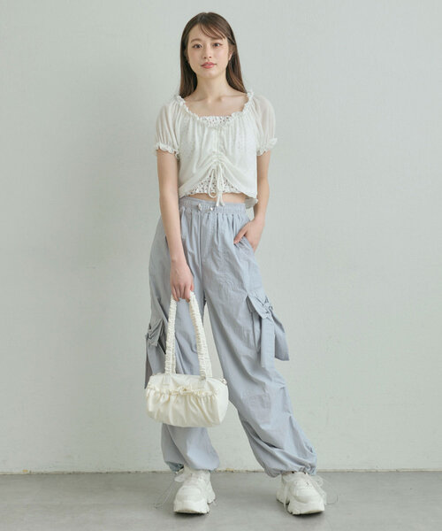 OLIVE des OLIVE（オリーブデオリーブ）の「映えカーゴパンツ（カーゴパンツ・レディース・イエロー/サックスブルー/オフホワイト・FREE）」の19枚目の写真