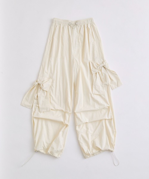 OLIVE des OLIVE（オリーブデオリーブ）の「映えカーゴパンツ（カーゴパンツ・レディース・イエロー/サックスブルー/オフホワイト・FREE）」の5枚目の写真