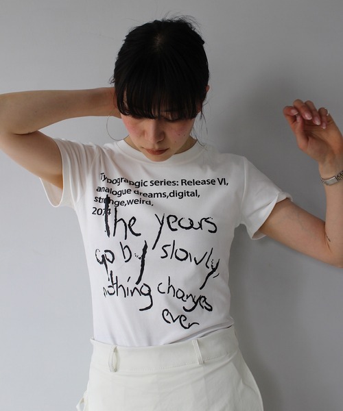 SANSeLF(サンセルフ)の「【SANSeLF】 ハンドライトTシャツ sanw25s079(Tシャツ/カットソー・レディース・グレー/ブラック/ホワイト/イエロー・FREE)」の15枚目の写真