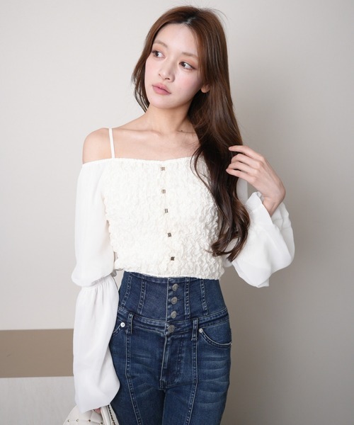 LIPSERVICE（リップサービス）の「ボリュームスリーブリンクルブラウス（シャツ/ブラウス・レディース・アイボリー/ブラック・FREE）」の5枚目の写真