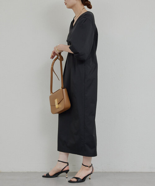 GALLARDAGALANTE（ガリャルダガランテ）の「パフスリーブワンピース（ワンピース・レディース・ベージュ/ブラック・FREE）」の4枚目の写真