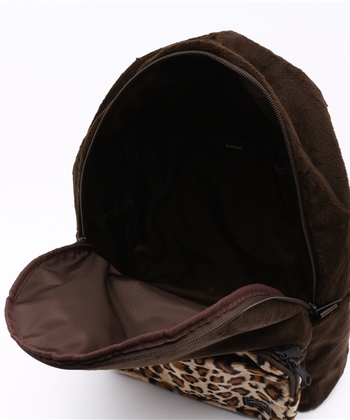 HEAD PORTER（ヘッドポーター）の「MOMBASA/DAY PACK（バックパック/リュック・メンズ・レオパード/その他1・FREE）」の8枚目の写真