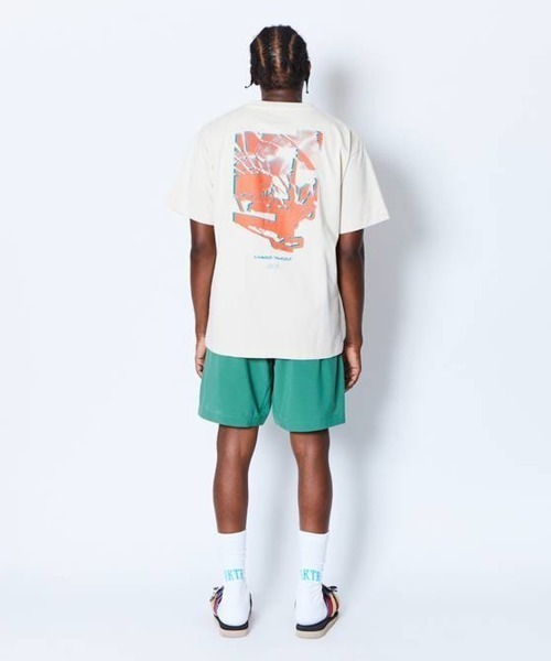 AKTR(アクター)の「AKTR CUT-UP PHOTO COTTON TEE(アクター カットアップ フォト コットン ティー)(Tシャツ/カットソー・メンズ・ブラック系/グリーン系/ベージュ系・MEDIUM/LARGE/X-LARGE/XX-LARGE)」の21枚目の写真
