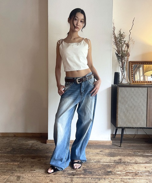 FOLLOWIN（フォロウィン）の「[MDオススメ/オールシーズン]【 2color ／ 2size】【バックポケット付き】ウォッシングバギーワイドデニムパンツ（デニムパンツ・レディース・ブラック/ブルー・MEDIUM/SMALL）」の10枚目の写真