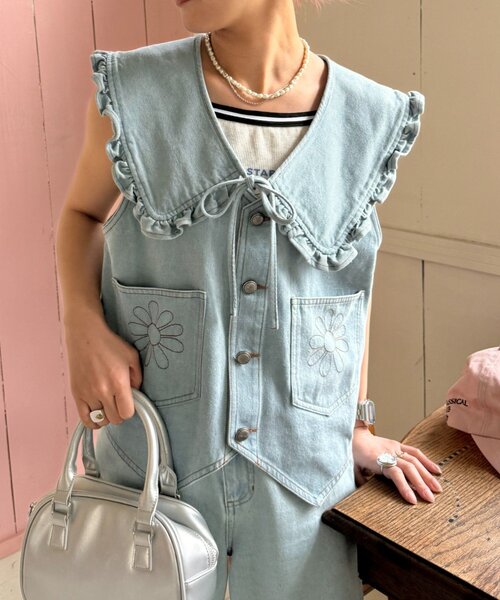 HELLO.SANFRANCISCO（ハローサンフランシスコ）の「【HELLO.SANFRANCISCO】衿取り外しデニムベスト（ベスト・レディース・サックスブルー・ONE SIZE）」の4枚目の写真