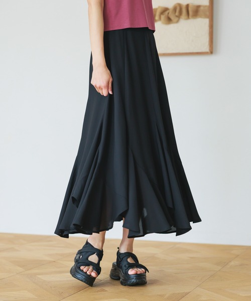 mysty woman（ミスティウーマン）の「エスカルゴマーメイドスカート4 498506（スカート・レディース・オフホワイト/ブラック/モカ・FREE）」の2枚目の写真