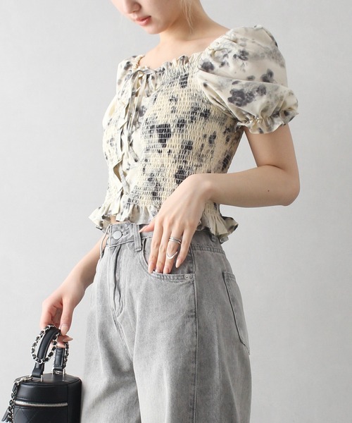 SpRay(スプレイ)の「レースアップオフショルショートスリーブブラウス(シャツ/ブラウス・レディース・ブラック×ホワイト/アイボリー/ブラック/オフホワイト・FREE)」の11枚目の写真