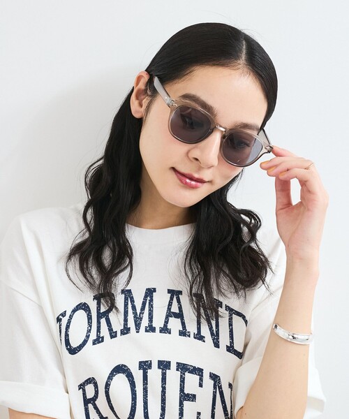 VIS（ビス）の「クリアフレームファッショングラス（サングラス・レディース・ブラウン系その他3/ブラック/その他/グレー・FREE）」の2枚目の写真