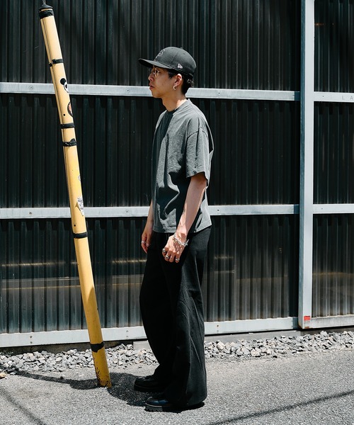 alvana（アルヴァナ）の「別注 NOMAL FIT TEE（Tシャツ/カットソー・メンズ・ブラック/ホワイト・2/3）」の4枚目の写真