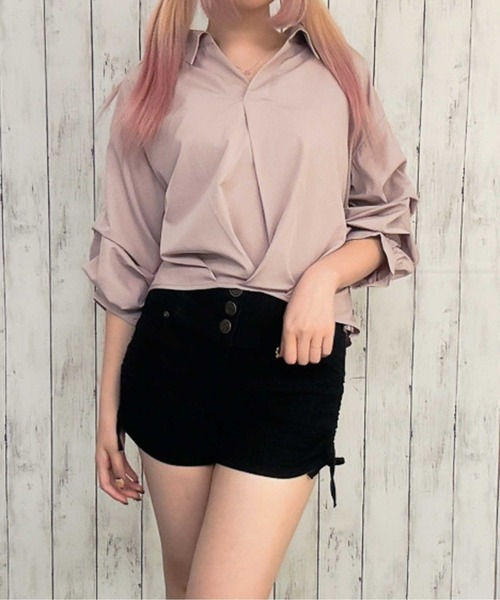 GORGE（ゴージ）の「《抜け感×立体タック》レディース ポリエステル スキッパーシャツ ゆったりシルエット 体型カバー 春夏秋（シャツ/ブラウス・レディース・グレー/イエロー/ラベンダー/オフホワイト/ブルー・F）」の5枚目の写真
