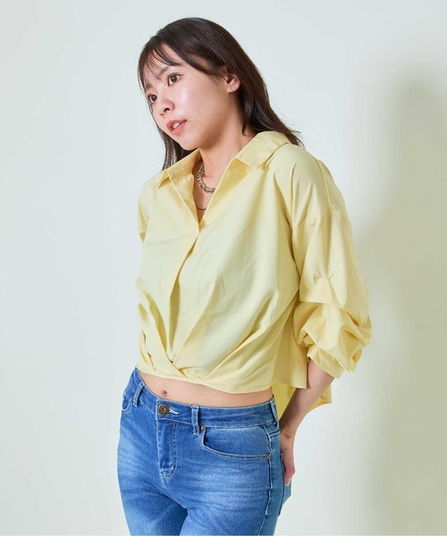 GORGE（ゴージ）の「《抜け感×立体タック》レディース ポリエステル スキッパーシャツ ゆったりシルエット 体型カバー 春夏秋（シャツ/ブラウス・レディース・グレー/イエロー/ラベンダー/オフホワイト/ブルー・F）」の7枚目の写真