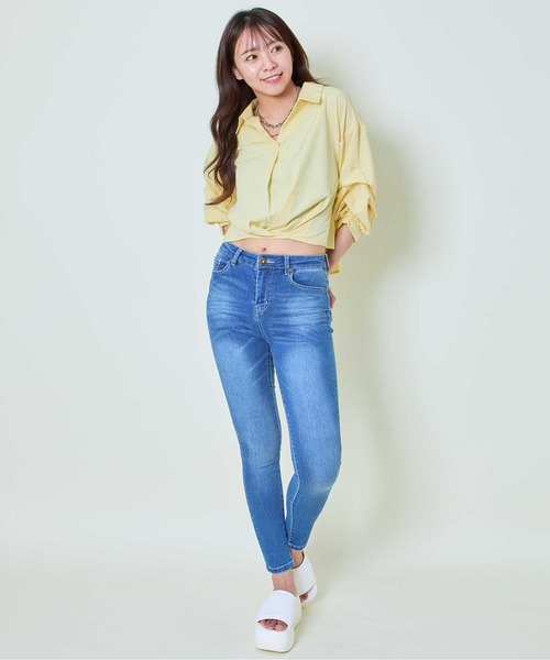 GORGE（ゴージ）の「《抜け感×立体タック》レディース ポリエステル スキッパーシャツ ゆったりシルエット 体型カバー 春夏秋（シャツ/ブラウス・レディース・グレー/イエロー/ラベンダー/オフホワイト/ブルー・F）」の8枚目の写真