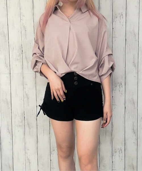 GORGE（ゴージ）の「《抜け感×立体タック》レディース ポリエステル スキッパーシャツ ゆったりシルエット 体型カバー 春夏秋（シャツ/ブラウス・レディース・グレー/イエロー/ラベンダー/オフホワイト/ブルー・F）」の12枚目の写真