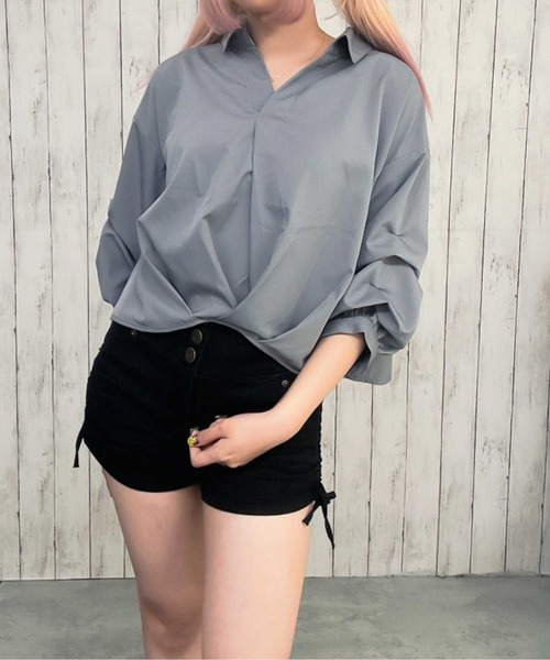 GORGE（ゴージ）の「《抜け感×立体タック》レディース ポリエステル スキッパーシャツ ゆったりシルエット 体型カバー 春夏秋（シャツ/ブラウス・レディース・グレー/イエロー/ラベンダー/オフホワイト/ブルー・F）」の17枚目の写真