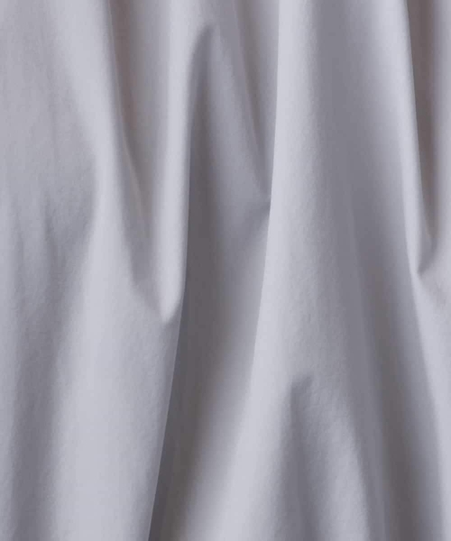 MICHEL KLEIN（ミッシェル・クラン）の「[機能性素材]スピンドルデザインワンピース（ワンピース・レディース・ライトグレー/チャコールグレー・38）」の18枚目の写真