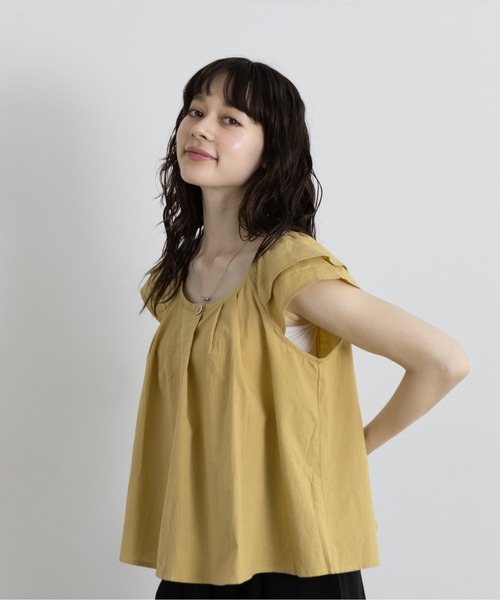 Lunea（ルネア）の「2wayダブルフリル袖ブラウス（シャツ/ブラウス・レディース・ブルー/ホワイト/マスタード・FREE）」の3枚目の写真