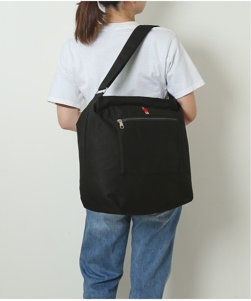 BEN DAVIS（ベンデイビス）の「BEN DAVIS ベンデイビス CANVAS LARGE SHOULDER（ショルダーバッグ・メンズ・ホワイト系その他2/ブラック/ホワイト系その他・FREE）」の5枚目の写真