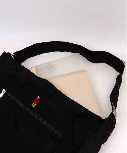 BEN DAVIS（ベンデイビス）の「BEN DAVIS ベンデイビス CANVAS LARGE SHOULDER（ショルダーバッグ・メンズ・ホワイト系その他2/ブラック/ホワイト系その他・FREE）」の17枚目の写真