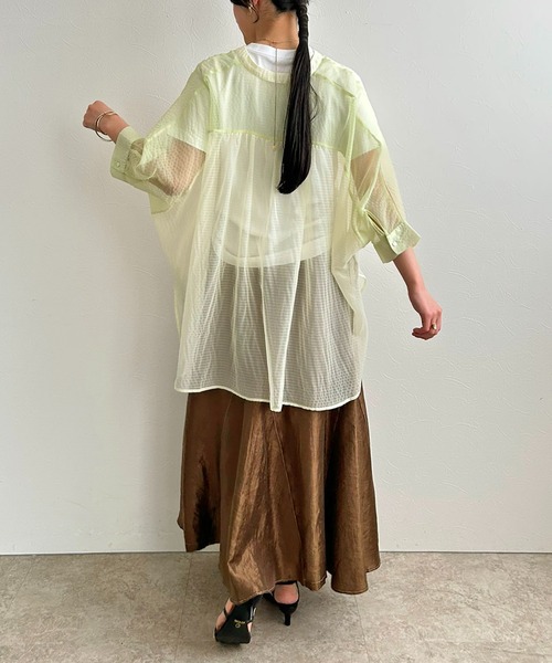 LHELBIE(レルビエ)の「バイカラーシアーシャツ(シャツ/ブラウス・レディース・イエロー/ブラック/グレイッシュブルー・M)」の8枚目の写真