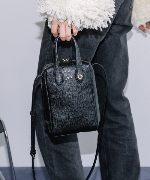 Beau're(ヴュレ)の「BEAURE Vertical ポシェット(ショルダーバッグ・レディース・ベージュ系その他/モスグリーン/ブラック/シルバー・FREE)」の8枚目の写真