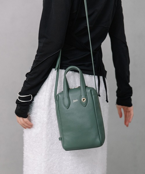 Beau're(ヴュレ)の「BEAURE Vertical ポシェット(ショルダーバッグ・レディース・ベージュ系その他/モスグリーン/ブラック/シルバー・FREE)」の21枚目の写真
