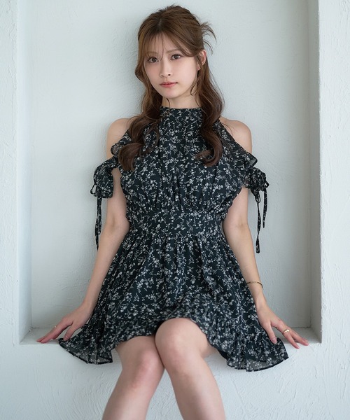 Ambre Neige(アンブルネージュ)の「open shoulder frill one piece / オープンショルダーフリルワンピース(ワンピース・レディース・アイボリー/ブラック/杢グレー/ナチュラル・FREE)」の21枚目の写真